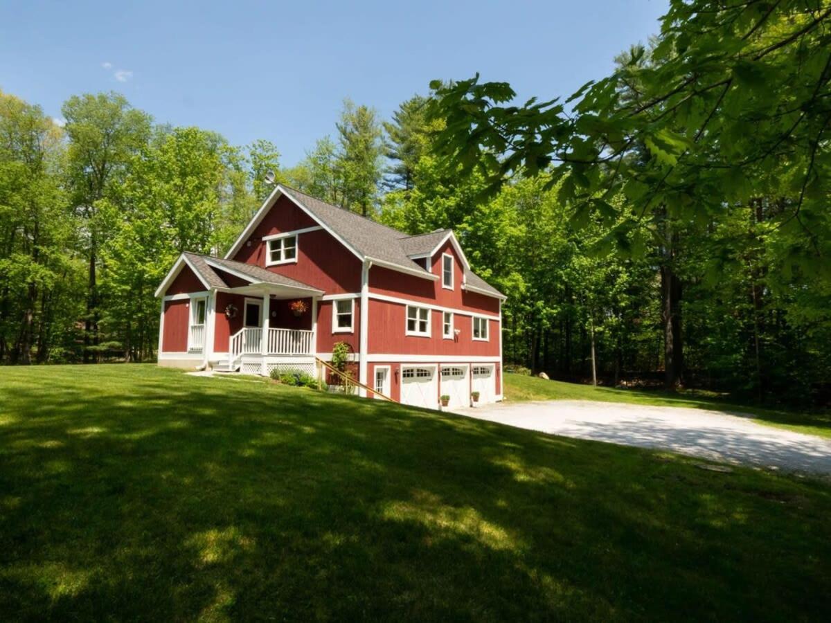 Berkshire Vacation Rentals: Peaceful Post And Beam Loft Sleeps 9 New Marlborough Exterior photo